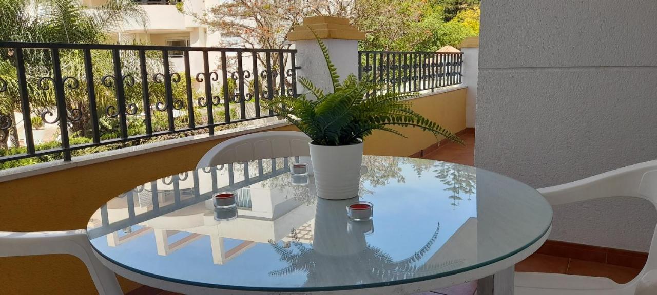 Marbella Nagueeles Exterior photo